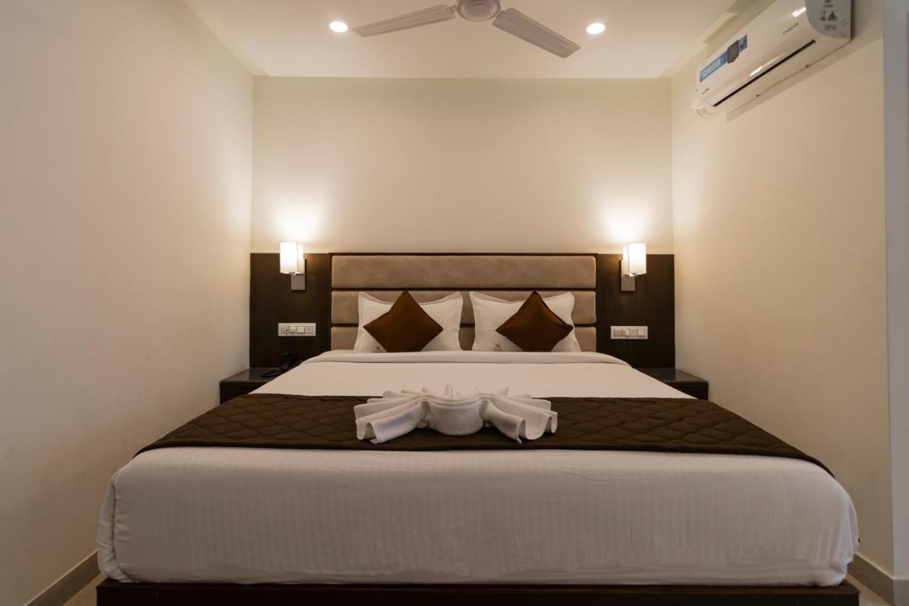 Hotel Dasya - Formerly Nice Stay The Business Hotel 班加罗尔 外观 照片