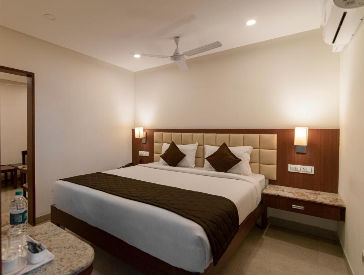 Hotel Dasya - Formerly Nice Stay The Business Hotel 班加罗尔 外观 照片
