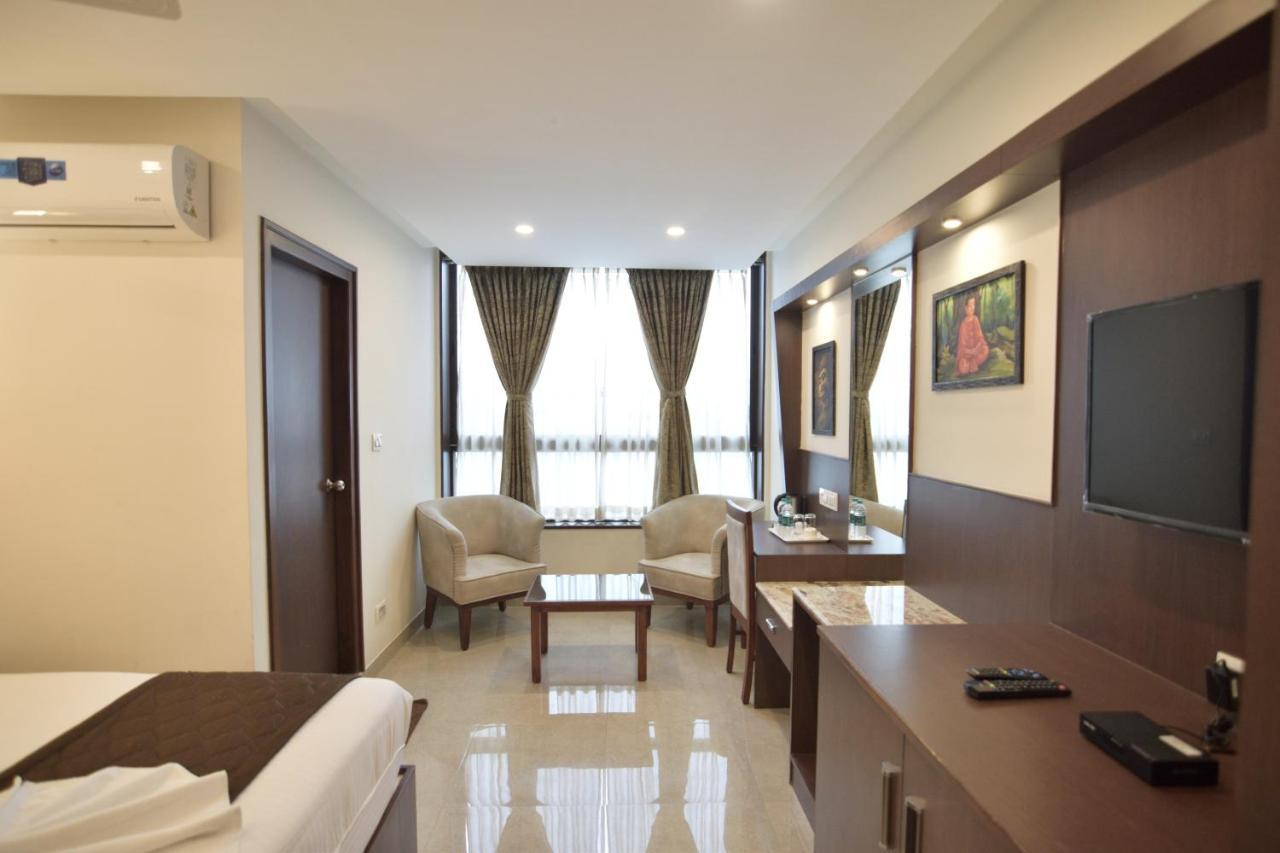 Hotel Dasya - Formerly Nice Stay The Business Hotel 班加罗尔 外观 照片