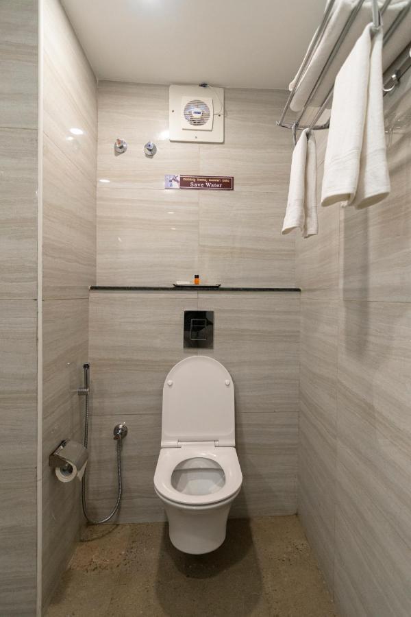 Hotel Dasya - Formerly Nice Stay The Business Hotel 班加罗尔 外观 照片