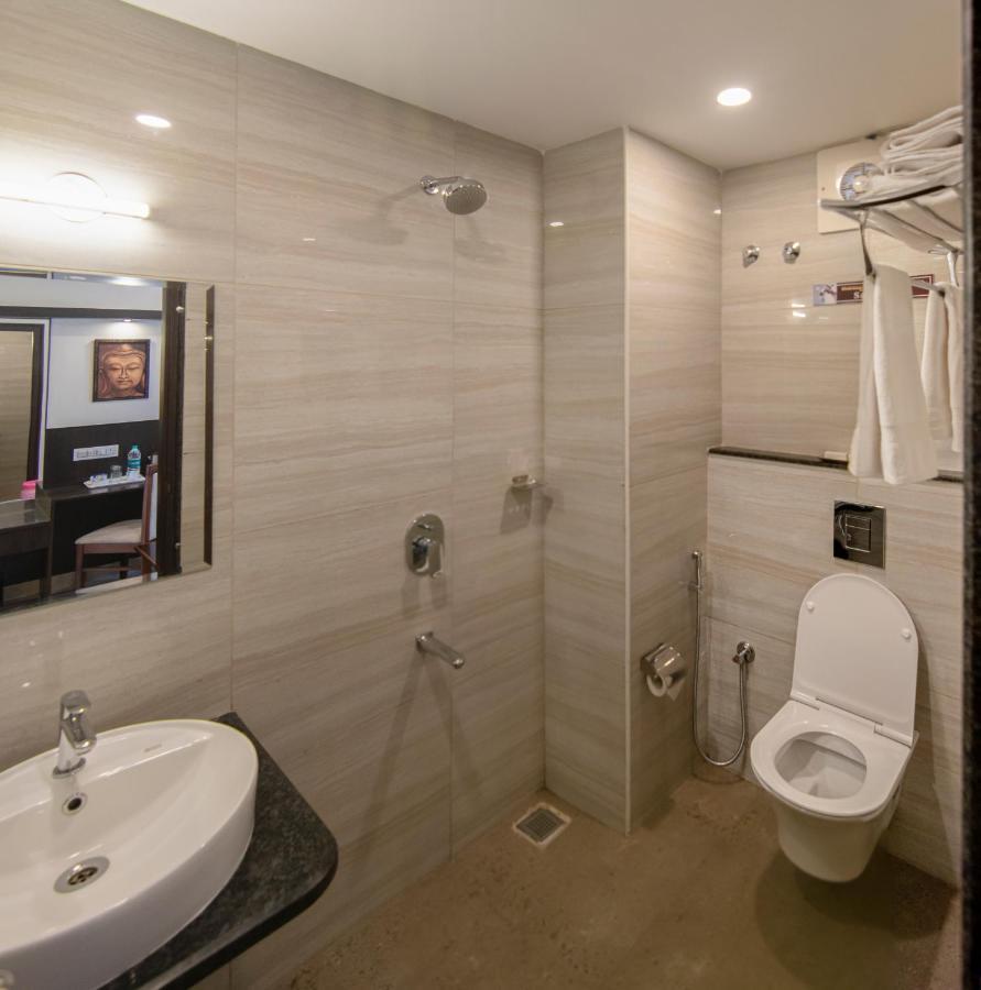 Hotel Dasya - Formerly Nice Stay The Business Hotel 班加罗尔 外观 照片
